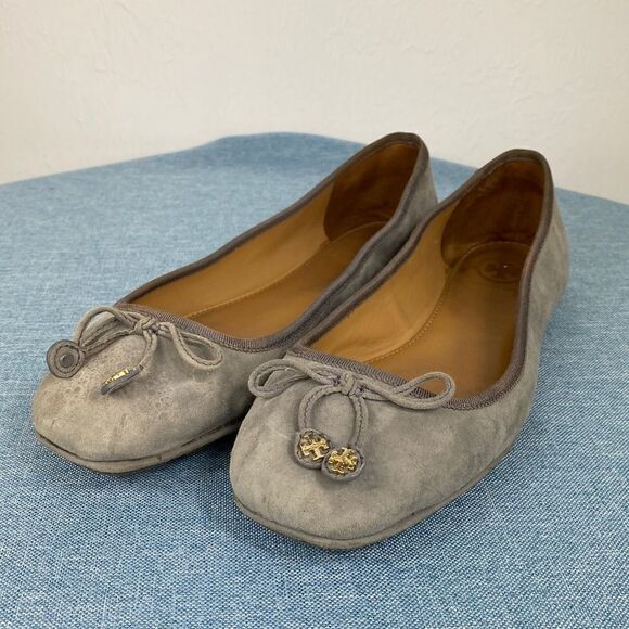 Tory Burch Carbon Grey Laila Suede Driver Ballet - Picture 1 of 8